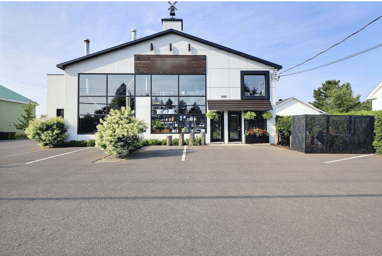 1887 Boul.StJoseph O. Parenteau et Filles Courtiers ReMax